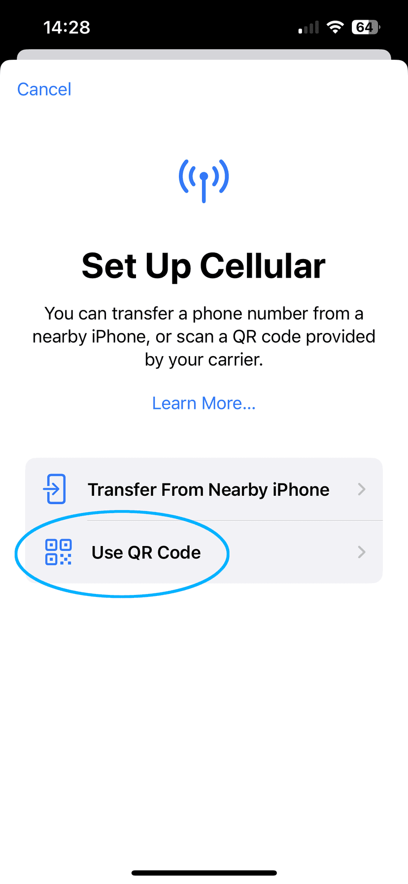 Set Up Cellular screen with Use QR Code option highlighted